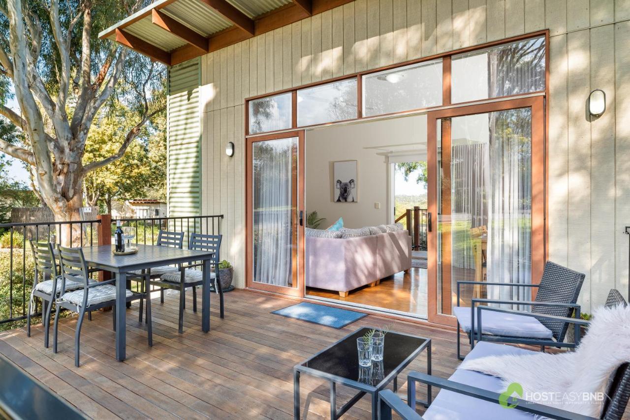 Rural 5 Star Villa'S With Resort Amenities Cowes Exteriör bild