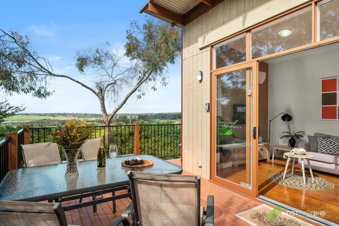 Rural 5 Star Villa'S With Resort Amenities Cowes Exteriör bild