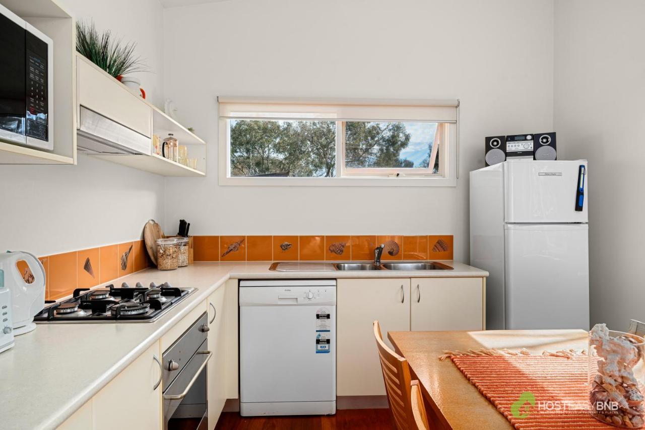 Rural 5 Star Villa'S With Resort Amenities Cowes Exteriör bild